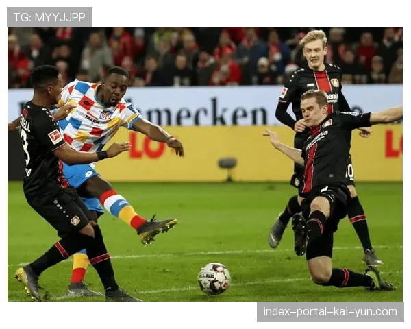 德甲第16轮冷门频出 斯图加特大胜勒沃库森最令人意外