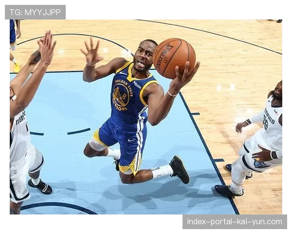 劳森准三双主导攻防转换 新疆第三节27-5攻击波扭转战局